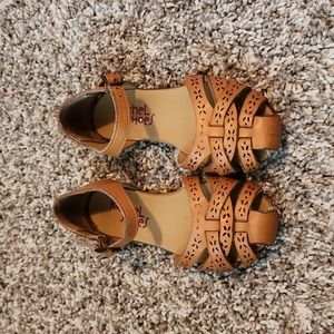 Toddler girls sandals size 8